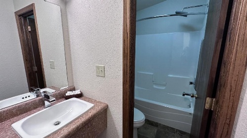 The Shelby Inn image 6